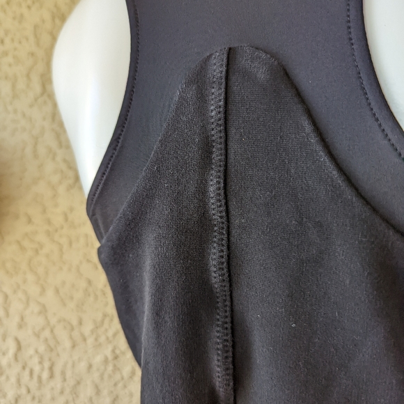 Athleta Whirlwind Razorback black size m - Picture 5 of 6